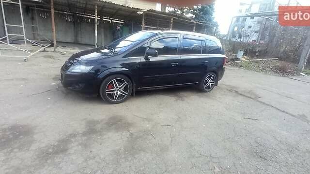 Черный Опель Зафира, объемом двигателя 1.91 л и пробегом 370 тыс. км за 5500 $, фото 4 на Automoto.ua