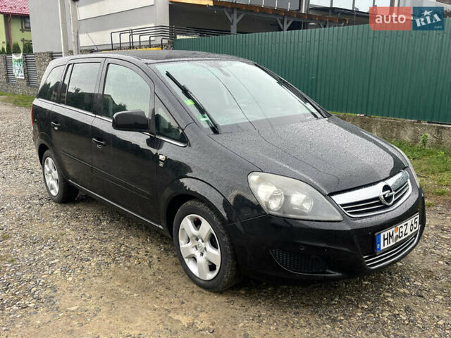 Черный Опель Зафира, объемом двигателя 1.7 л и пробегом 215 тыс. км за 6999 $, фото 2 на Automoto.ua