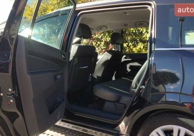 Черный Опель Зафира, объемом двигателя 1.8 л и пробегом 216 тыс. км за 7500 $, фото 13 на Automoto.ua