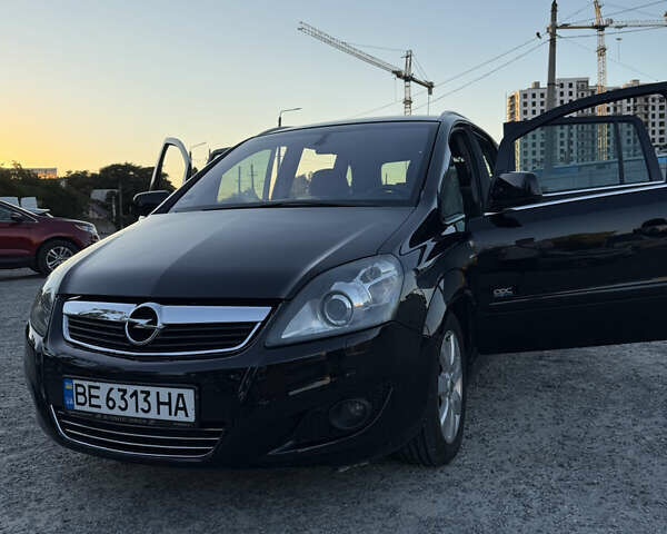 Чорний Опель Зафіра, об'ємом двигуна 1.9 л та пробігом 210 тис. км за 7499 $, фото 3 на Automoto.ua