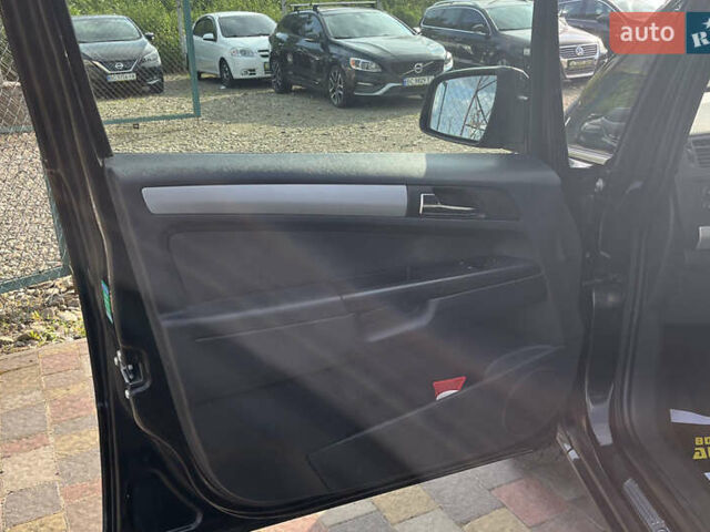 Опель Зафира 2010 в Стрые на Automoto.ua Черный Опель Зафира, объемом двигателя 1.7 л и пробегом 215 тыс. км за 7300 $, фото 8 на Automoto.ua