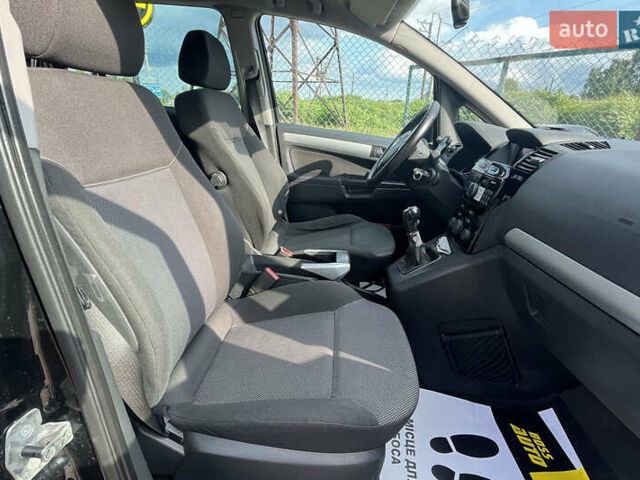 Опель Зафира 2010 в Стрые на Automoto.ua Черный Опель Зафира, объемом двигателя 1.7 л и пробегом 215 тыс. км за 7300 $, фото 25 на Automoto.ua