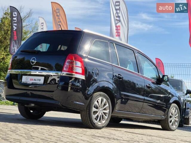 Черный Опель Зафира, объемом двигателя 2.2 л и пробегом 165 тыс. км за 8699 $, фото 14 на Automoto.ua