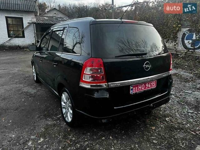 Чорний Опель Зафіра, об'ємом двигуна 0 л та пробігом 250 тис. км за 6899 $, фото 1 на Automoto.ua