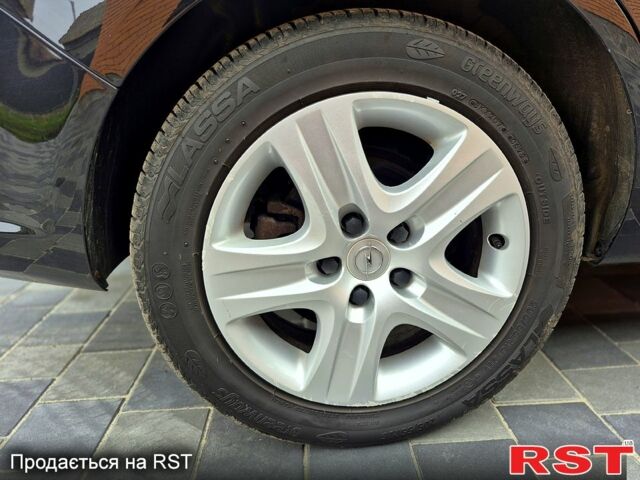 Черный Опель Зафира, объемом двигателя 1.8 л и пробегом 201 тыс. км за 6950 $, фото 11 на Automoto.ua