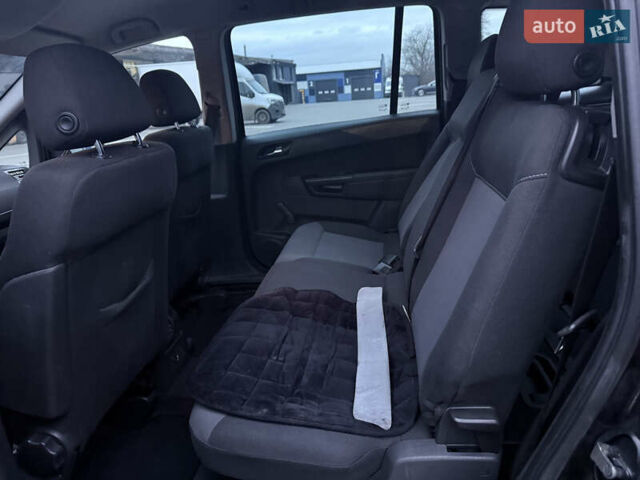 Черный Опель Зафира, объемом двигателя 1.8 л и пробегом 227 тыс. км за 5750 $, фото 19 на Automoto.ua