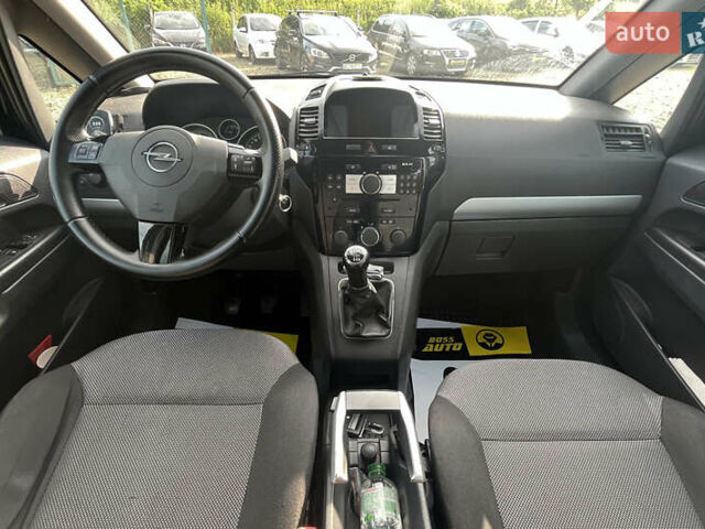 Опель Зафира 2010 в Стрые на Automoto.ua Черный Опель Зафира, объемом двигателя 1.7 л и пробегом 215 тыс. км за 7300 $, фото 19 на Automoto.ua