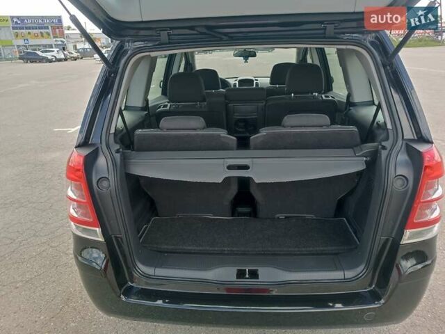 Черный Опель Зафира, объемом двигателя 0 л и пробегом 260 тыс. км за 5950 $, фото 12 на Automoto.ua