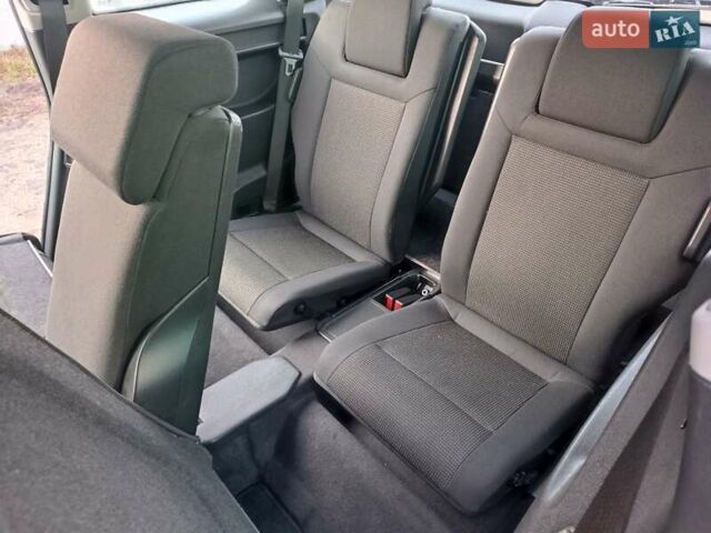 Чорний Опель Зафіра, об'ємом двигуна 0 л та пробігом 260 тис. км за 5700 $, фото 12 на Automoto.ua