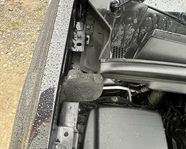 Черный Опель Зафира, объемом двигателя 1.7 л и пробегом 215 тыс. км за 6999 $, фото 19 на Automoto.ua