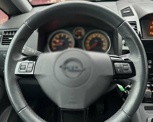 Чорний Опель Зафіра, об'ємом двигуна 1.8 л та пробігом 166 тис. км за 7900 $, фото 18 на Automoto.ua