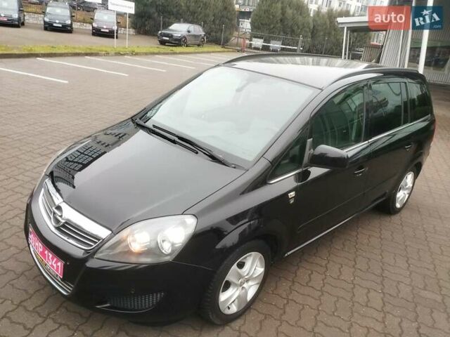 Черный Опель Зафира, объемом двигателя 1.7 л и пробегом 244 тыс. км за 7650 $, фото 5 на Automoto.ua