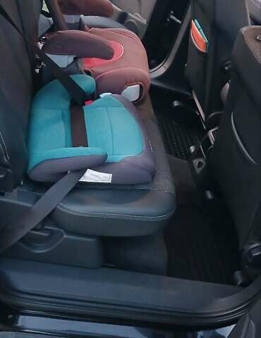 Чорний Опель Зафіра, об'ємом двигуна 1.7 л та пробігом 215 тис. км за 7500 $, фото 10 на Automoto.ua