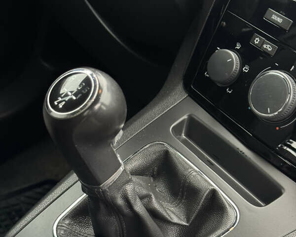 Черный Опель Зафира, объемом двигателя 1.8 л и пробегом 247 тыс. км за 7599 $, фото 35 на Automoto.ua