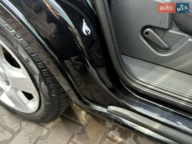 Чорний Опель Зафіра, об'ємом двигуна 1.8 л та пробігом 210 тис. км за 8199 $, фото 83 на Automoto.ua