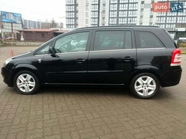 Черный Опель Зафира, объемом двигателя 1.7 л и пробегом 244 тыс. км за 7650 $, фото 20 на Automoto.ua