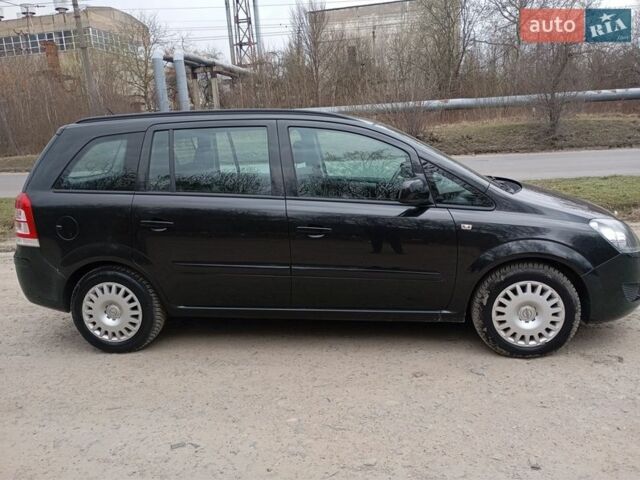 Черный Опель Зафира, объемом двигателя 1.6 л и пробегом 171 тыс. км за 6750 $, фото 4 на Automoto.ua