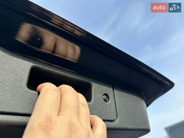 Чорний Опель Зафіра, об'ємом двигуна 1.8 л та пробігом 210 тис. км за 8199 $, фото 69 на Automoto.ua