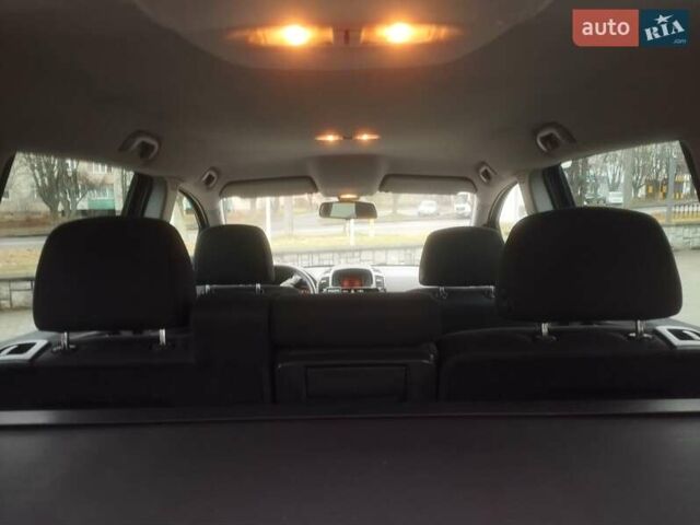 Черный Опель Зафира, объемом двигателя 1.7 л и пробегом 244 тыс. км за 7650 $, фото 22 на Automoto.ua