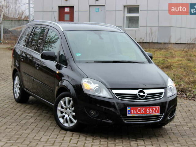 Черный Опель Зафира, объемом двигателя 1.8 л и пробегом 220 тыс. км за 7499 $, фото 3 на Automoto.ua