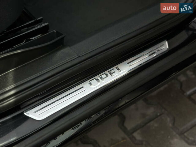 Чорний Опель Зафіра, об'ємом двигуна 1.8 л та пробігом 210 тис. км за 8199 $, фото 97 на Automoto.ua