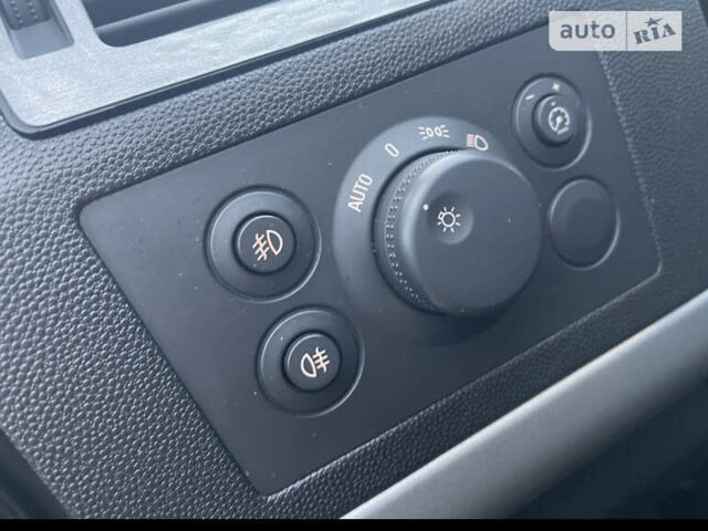 Черный Опель Зафира, объемом двигателя 1.69 л и пробегом 264 тыс. км за 7300 $, фото 8 на Automoto.ua