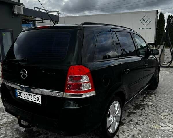 Черный Опель Зафира, объемом двигателя 1.7 л и пробегом 262 тыс. км за 6900 $, фото 2 на Automoto.ua
