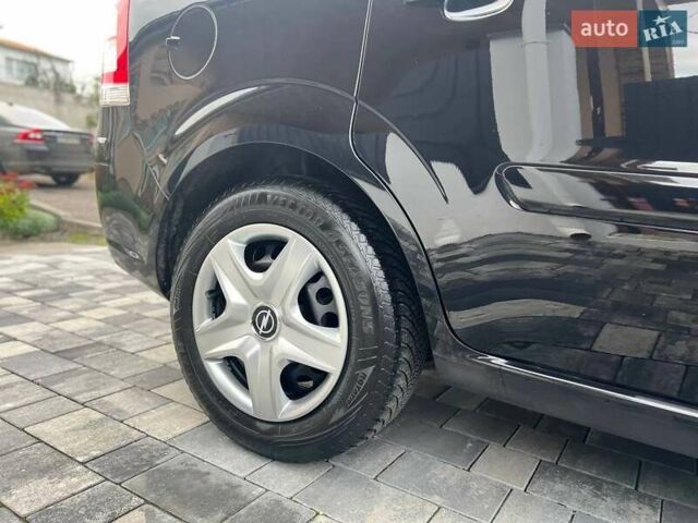 Черный Опель Зафира, объемом двигателя 1.6 л и пробегом 221 тыс. км за 6999 $, фото 37 на Automoto.ua