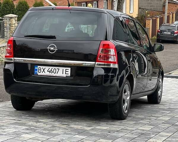Черный Опель Зафира, объемом двигателя 1.6 л и пробегом 221 тыс. км за 7399 $, фото 8 на Automoto.ua
