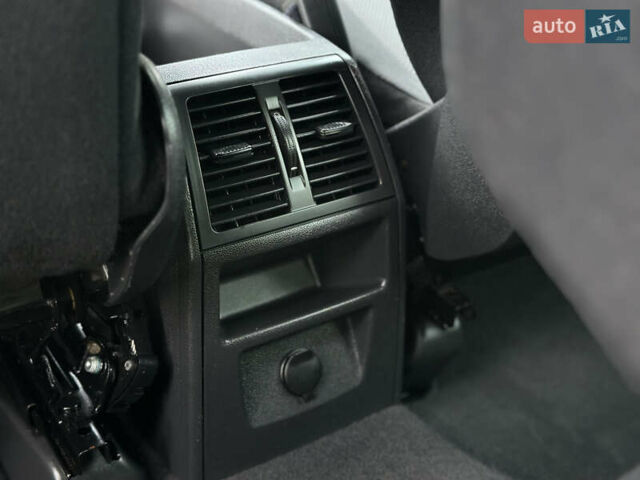 Чорний Опель Зафіра, об'ємом двигуна 1.8 л та пробігом 210 тис. км за 8199 $, фото 63 на Automoto.ua