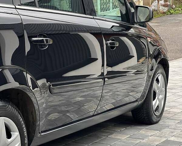 Черный Опель Зафира, объемом двигателя 1.6 л и пробегом 221 тыс. км за 7399 $, фото 14 на Automoto.ua