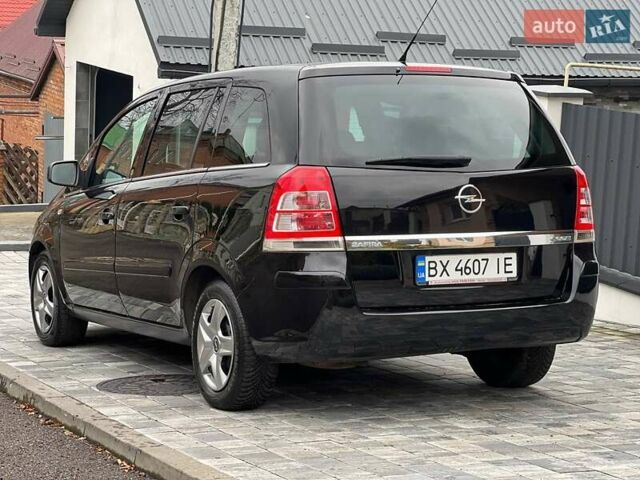 Черный Опель Зафира, объемом двигателя 1.6 л и пробегом 221 тыс. км за 6999 $, фото 16 на Automoto.ua