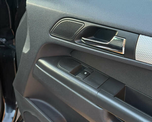 Черный Опель Зафира, объемом двигателя 1.7 л и пробегом 281 тыс. км за 6999 $, фото 23 на Automoto.ua