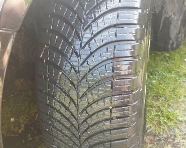 Черный Опель Зафира, объемом двигателя 1.7 л и пробегом 263 тыс. км за 6700 $, фото 9 на Automoto.ua