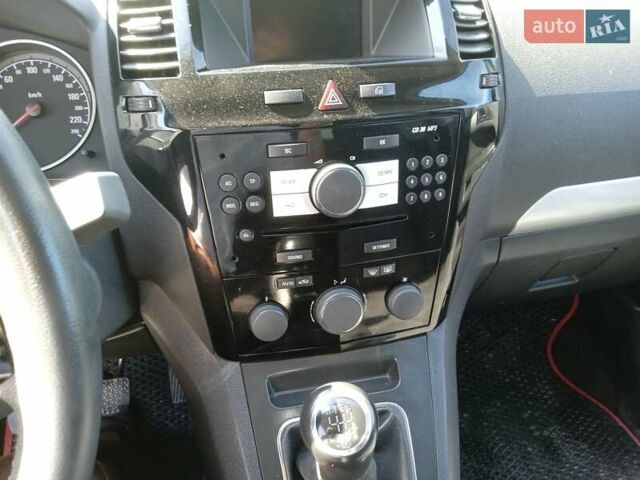 Чорний Опель Зафіра, об'ємом двигуна 1.7 л та пробігом 220 тис. км за 7750 $, фото 45 на Automoto.ua