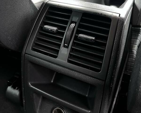 Черный Опель Зафира, объемом двигателя 1.8 л и пробегом 166 тыс. км за 7999 $, фото 22 на Automoto.ua