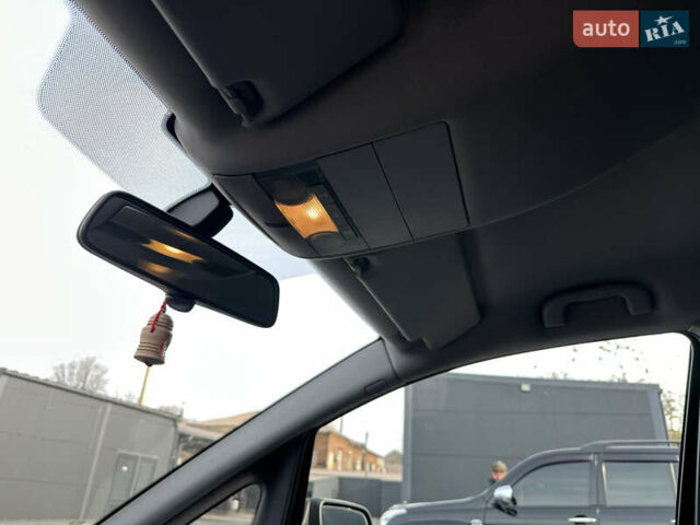 Чорний Опель Зафіра, об'ємом двигуна 1.8 л та пробігом 210 тис. км за 8199 $, фото 58 на Automoto.ua