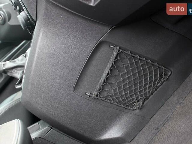 Черный Опель Зафира, объемом двигателя 1.8 л и пробегом 220 тыс. км за 7499 $, фото 62 на Automoto.ua