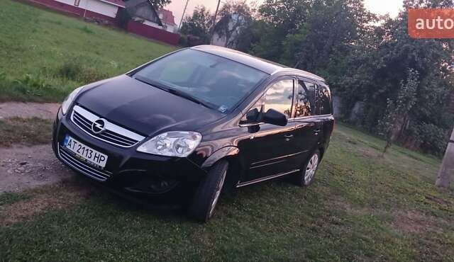 Чорний Опель Зафіра, об'ємом двигуна 1.7 л та пробігом 215 тис. км за 7500 $, фото 5 на Automoto.ua