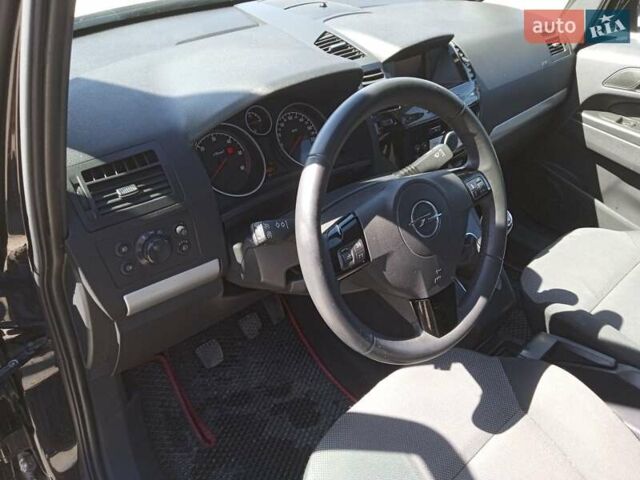 Чорний Опель Зафіра, об'ємом двигуна 1.7 л та пробігом 220 тис. км за 7750 $, фото 37 на Automoto.ua