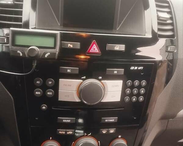 Черный Опель Зафира, объемом двигателя 1.7 л и пробегом 244 тыс. км за 7650 $, фото 34 на Automoto.ua