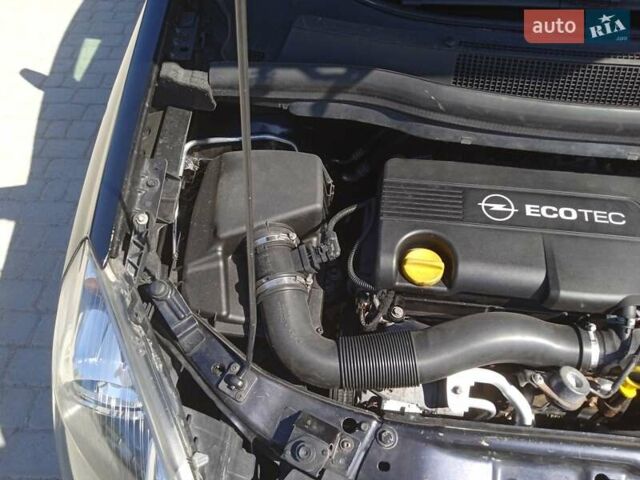 Чорний Опель Зафіра, об'ємом двигуна 1.7 л та пробігом 220 тис. км за 7750 $, фото 30 на Automoto.ua