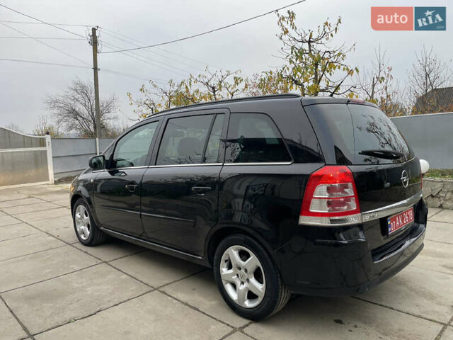 Черный Опель Зафира, объемом двигателя 1.7 л и пробегом 260 тыс. км за 6999 $, фото 22 на Automoto.ua