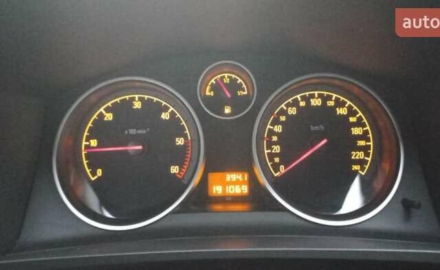 Опель Зафира 2011 в Житомире на Automoto.ua Черный Опель Зафира, объемом двигателя 1.69 л и пробегом 191 тыс. км за 6500 $, фото 6 на Automoto.ua