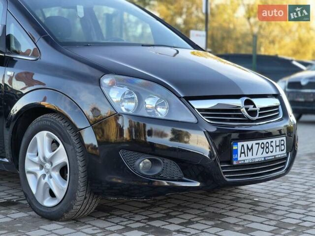 Чорний Опель Зафіра, об'ємом двигуна 1.7 л та пробігом 271 тис. км за 7055 $, фото 8 на Automoto.ua