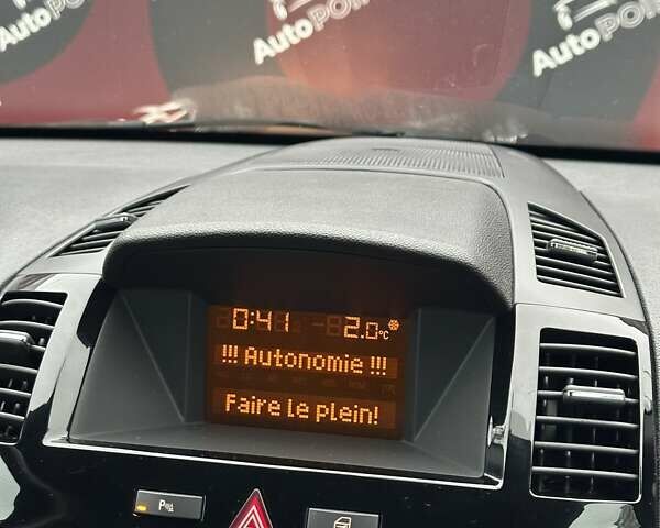 Чорний Опель Зафіра, об'ємом двигуна 1.8 л та пробігом 166 тис. км за 7900 $, фото 15 на Automoto.ua