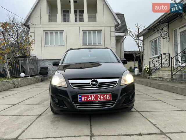 Черный Опель Зафира, объемом двигателя 1.7 л и пробегом 260 тыс. км за 6999 $, фото 1 на Automoto.ua