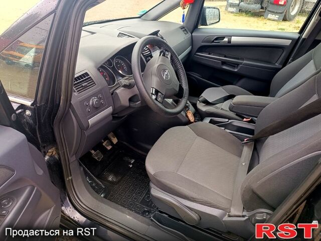 Чорний Опель Зафіра, об'ємом двигуна 1.7 л та пробігом 0 тис. км за 6000 $, фото 6 на Automoto.ua