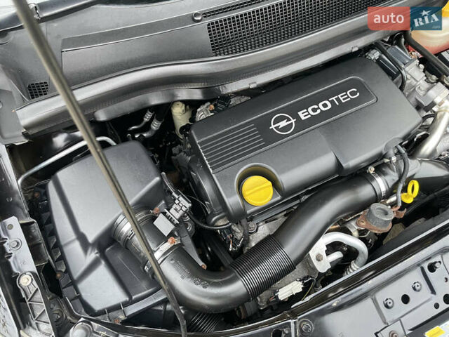 Черный Опель Зафира, объемом двигателя 1.7 л и пробегом 260 тыс. км за 6999 $, фото 47 на Automoto.ua