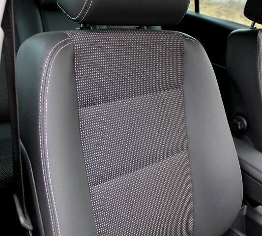 Черный Опель Зафира, объемом двигателя 1.8 л и пробегом 220 тыс. км за 7499 $, фото 58 на Automoto.ua